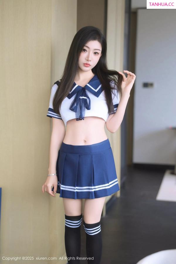   [XiuRen]高清写真图 2025.05.20 No.10298 Annie_baby JK制服第3张图片